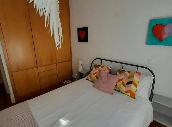 公寓 Comfortable 2 Bedrooms By Great&cosy 波尔图