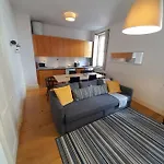 Comfortable 2 Bedrooms By Great&cosy * 波尔图