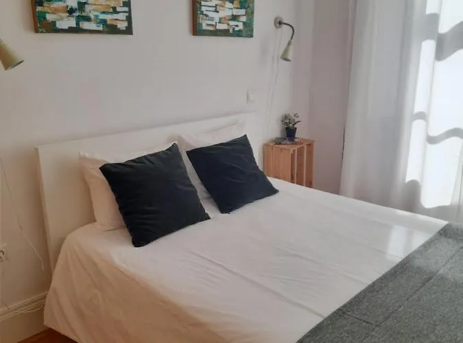 Comfortable 2 Bedrooms By Great&cosy פורטו